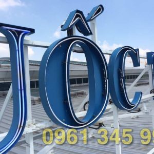Biển quảng cáo chữ inox