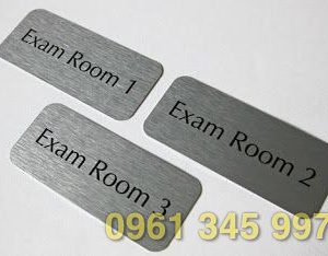 Ưu điểm nổi bật của biển inox ăn mòn