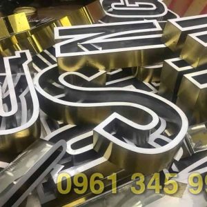 Thi công bảng hiệu quảng cáo chữ inox cần những yêu cầu gì?