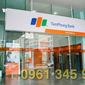 Làm biển quảng cáo bằng bạt hiflex tại TP.HCM