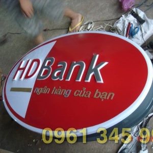 Hộp đèn mica hút nổi giá rẻ quận 7