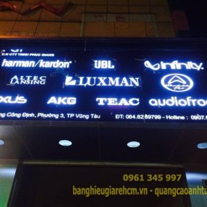 Biển quảng cáo mica- Dễ gia công, độ bền cao