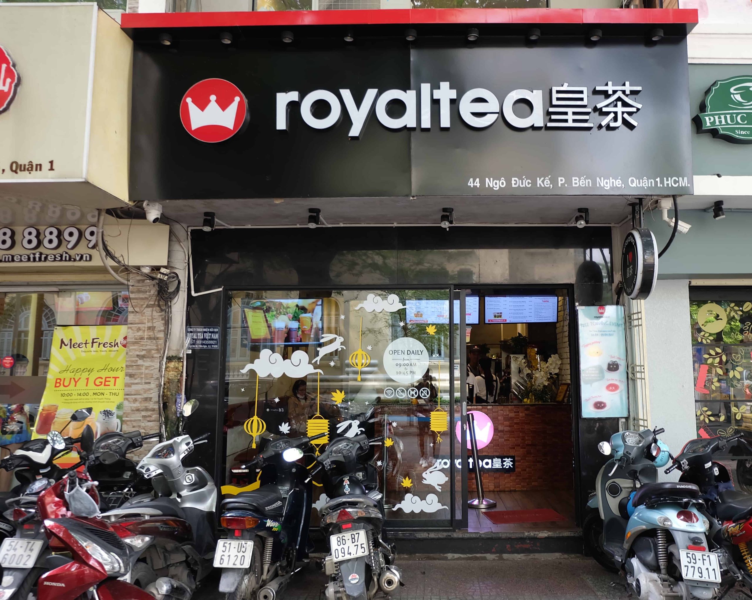 BIỂN BẢNG CHỮ NỖI ĐÈN LED ROYAL TEA