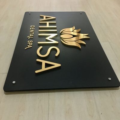 Làm bảng công ty mica logo Tp.HCM