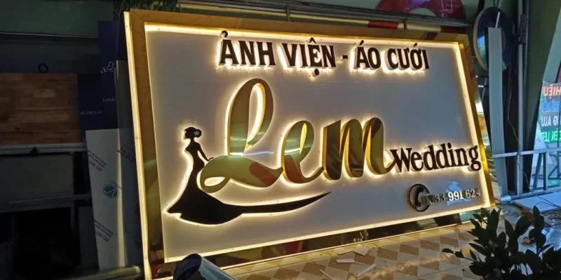 Bảng hiệu chữ nổi Alu một yếu tố đơn giản của quảng cáo hiệu quả