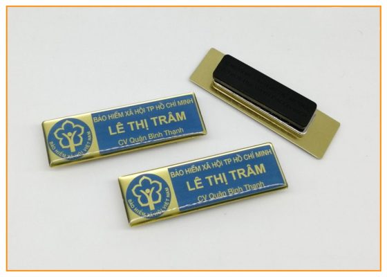 10 đặc điểm của thẻ tên nhân viên chất lượng