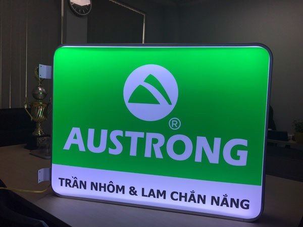 Hộp đèn hút nổi giá rẻ bất ngờ, đừng bỏ lỡ bạn nhé