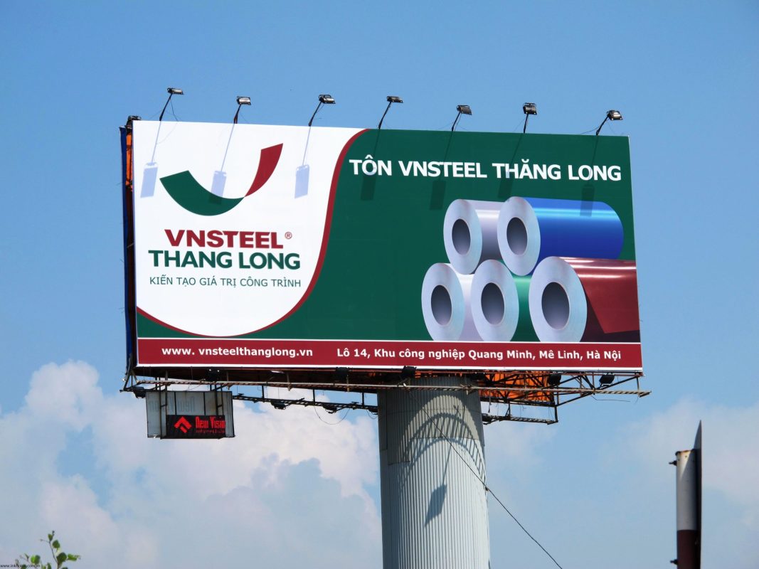IN ẤN UV VÀ KHỔ LỚN: CÔNG NGHỆ MỚI CHO THẾ KỶ 21 VÀ ĐỘ PHÂN GIẢI CAO